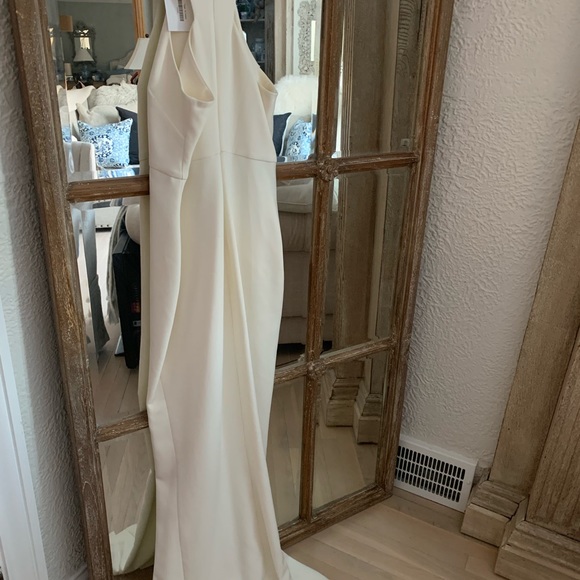 NWT LIKELY x REVOLVE Elston Creamy White Keyhole Halter Neck Slit Maxi Dress 4 - Picture 8 of 16